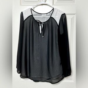 NEW YORK AND COMPANY Women’s Medium Sheer Lined Top